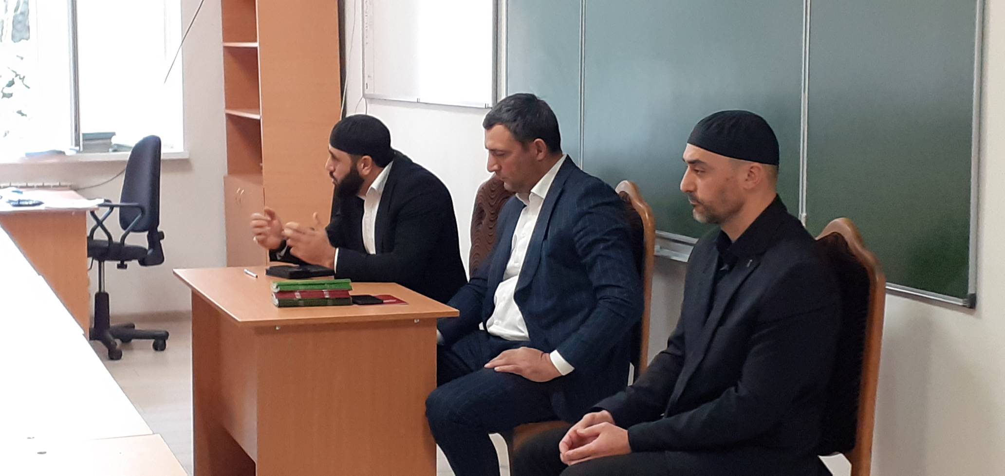 Беседа по противодействию экстремизму, терроризму и духовно-нравственному воспитанию молодежи.