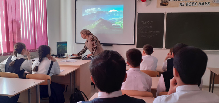 Укажите подпись к картинке.